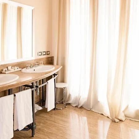 Ersilia Hotell