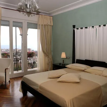 Ersilia Hotel 4*