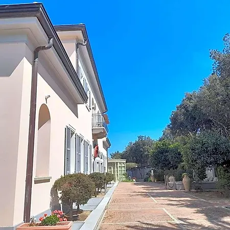 Ersilia Ξενοδοχείο 4*