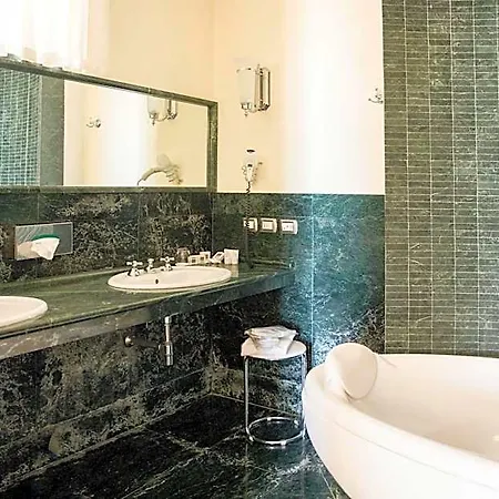 Otel Ersilia 4*